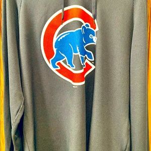 Cool Cubs sweatshirt size L